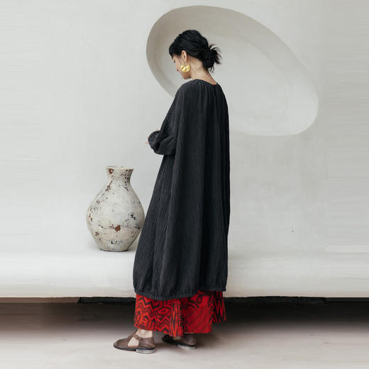 绽放旅行女装566朵/苎麻高级范儿日系风落肩长袖水滴领显瘦连衣裙 商品图3