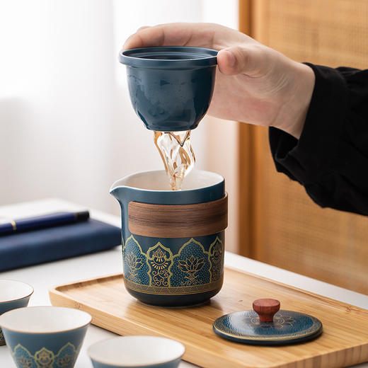 「送礼+自用佳选！礼盒装」旅行功夫茶具套装 户外露营便携式陶瓷古韵堆花商务套装茶叶快客杯餐饮用具 商品图3