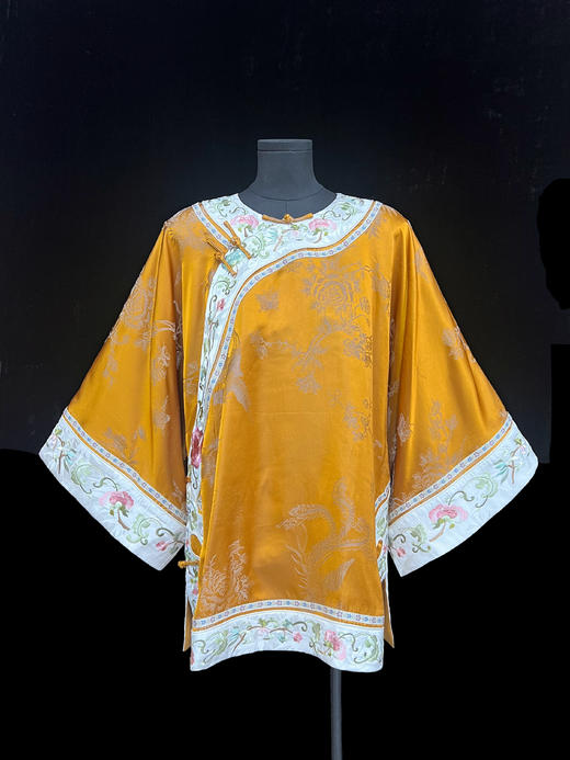 R241075-T二大衫 商品图0