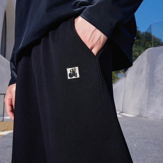 YKYB新款趣味蜜蜂斜纹肌理百搭直筒卫裤休闲裤 商品图2