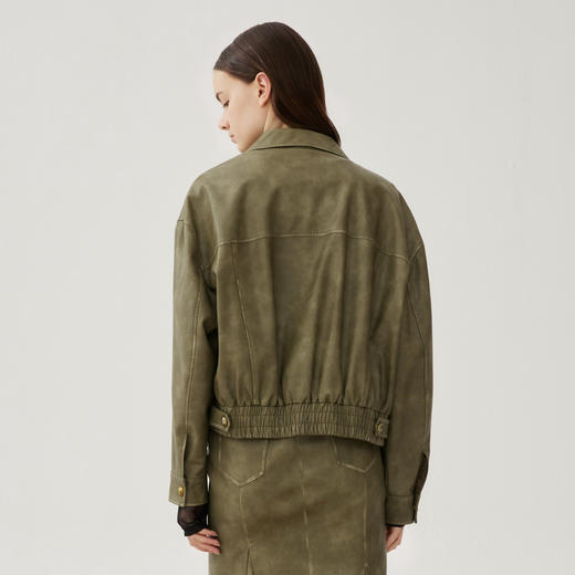 谜底皮衣女士2024秋新品率性时尚宽松翻领气质短款外套243MW1092 商品图2