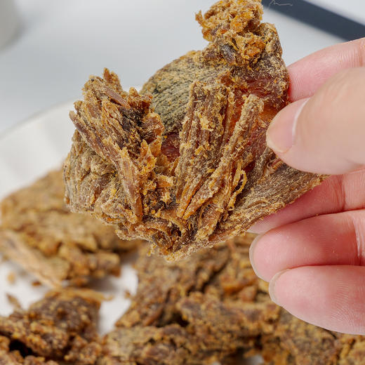 【食礼】【鲜香浓郁 嚼劲十足】牛肉干250g/袋   五香口味  精选黄牛后腿肉 好吃有嚼劲 纯牛肉 大块吃更过瘾（独立小包装 方便携带） 商品图8