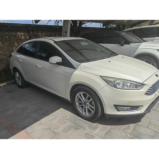 福特 福克斯 三厢 1.6L 自动风尚型智行版【长租-北京】 商品图3