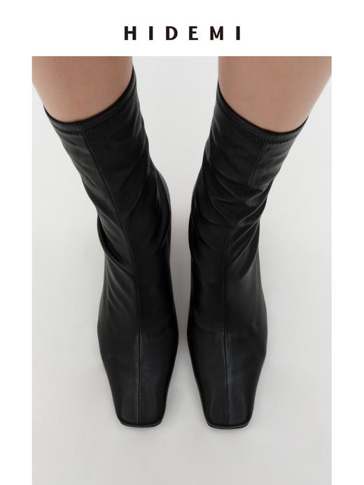 HIDEMI 【当当同款】做旧感进口弹力羊皮艺术感撞色球体异形跟中跟显瘦踝靴 古铜棕麂皮/黑色光面皮 商品图8
