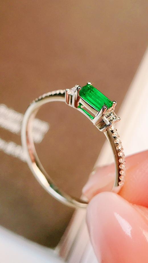 0.28ct 祖母绿裸石 商品图2