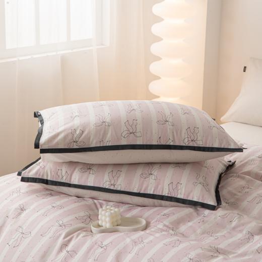 多喜爱 好朋友系列 高密全棉卡通数码印花三/四件套 粉色蝴蝶结/平行灰蓝 商品图4