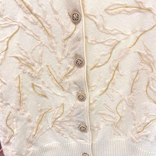 丁摩 山羊绒羊毛高品 软糯重工刺绣小香风花卉针织开衫810051 商品图3