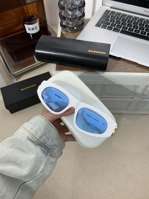 巴家 墨镜太阳镜-BB0095 市面高版本  Size:53口19-135 巴黎世家双B标志可盐可甜 商品图3