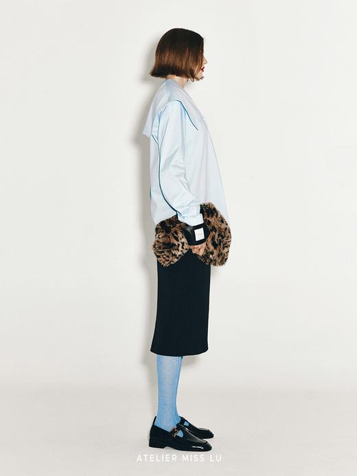 【焦糖豹豹】仿皮草几何梯形手腕包 商品图1