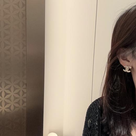 香家 HCE024#LOGO串珠水钻耳钉 商品图0