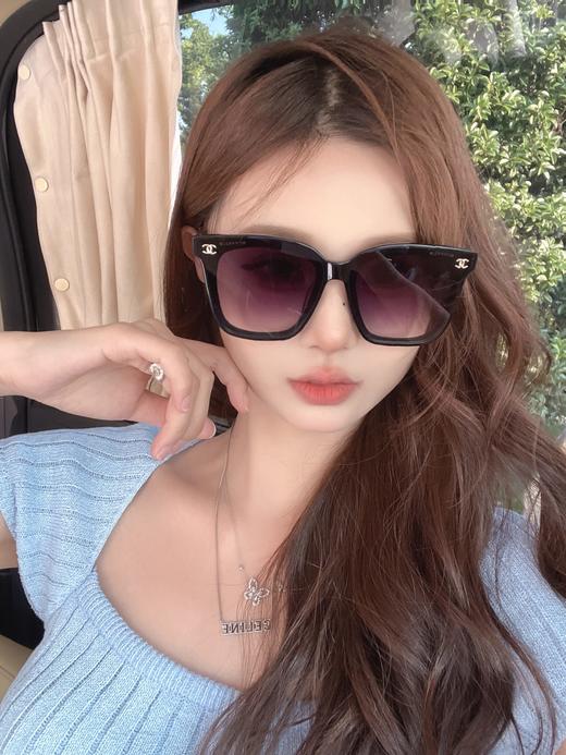 香家 型号CH7288 方形大框太阳眼镜 简洁大气 加入小香经典元素 时尚气质过目难忘 尺寸：65口14-145?小红书特推墨镜 商品图8