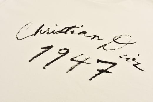 CD 24SS 1947草写植绒印花短袖（米白） 商品图3