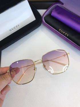 G家 墨镜太阳镜 GG0396 尺寸：56-18-140 方框眼镜 完美品质，适合各种脸型，??经典 实物精致 超个性 古典与时尚的结合啦