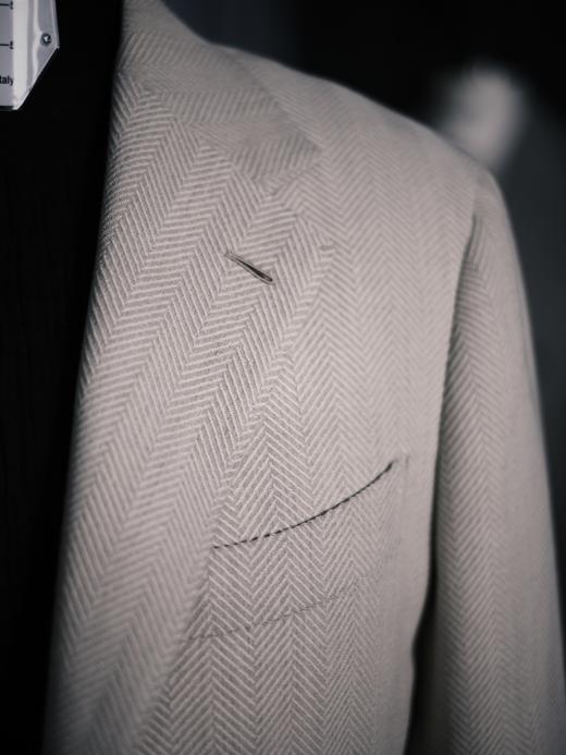 Vitale Barberis Canonico 澳洲美丽诺羊毛弹力象牙米色宽人字纹全麻衬单西 商品图1