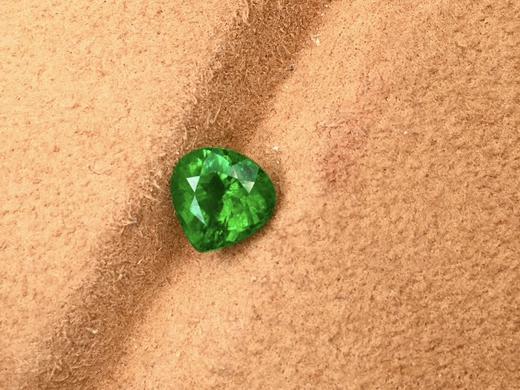1.23ct 祖母绿裸石 商品图0