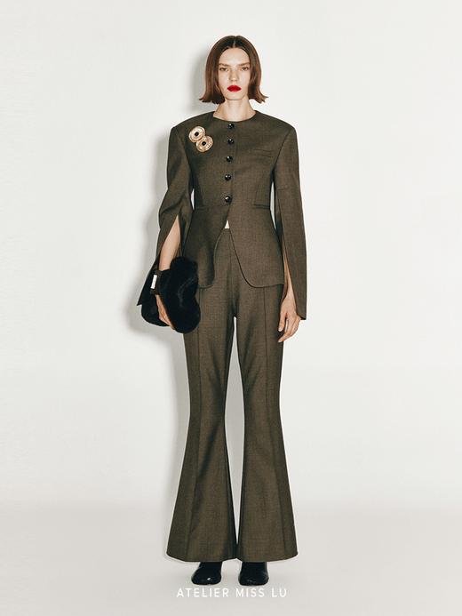 【焦糖布丁】仿皮草几何梯形手腕包 商品图0