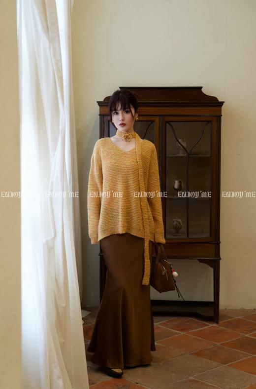 【门店同款】ENJOY秋季时光回廊缎面包臀鱼尾裙 159216145 商品图2