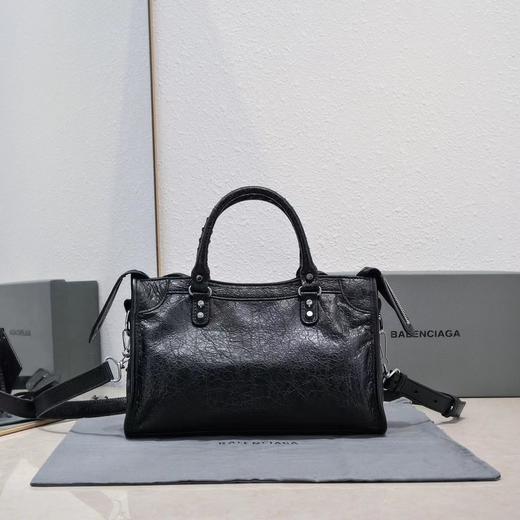 B家 柳钉装饰 皮革羊皮 单肩包手提包 女款黑色 商品图11