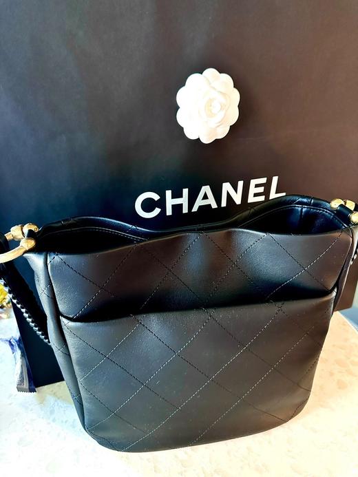 香奶奶  23新季嬉皮水桶包 商品图3