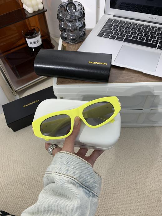 巴家 墨镜太阳镜-BB0095 市面高版本  Size:53口19-135 巴黎世家双B标志可盐可甜 商品图2