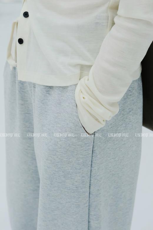 【门店同款】ENJOY秋季less is more极简刺绣字母小衫 159195567 商品图6