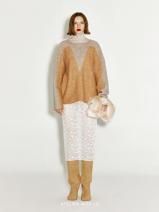 【羊驼奶冻】仿皮草几何梯形手腕包 商品图3