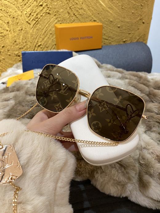 驴家 2023新品上架MODEL：Z1880U网红太阳眼镜 小红书种草推荐 墨镜 商品图0