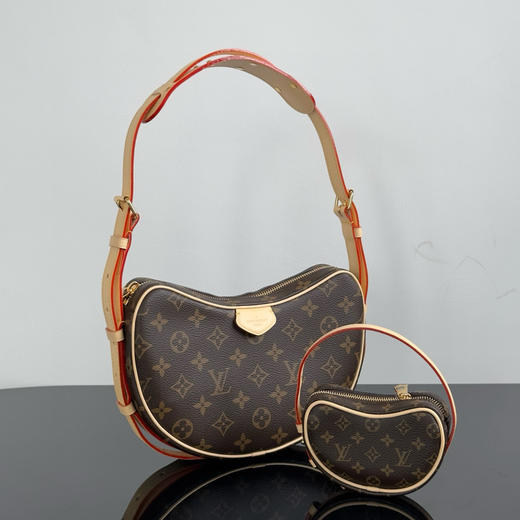 驴家M46828  豌豆 月亮 可颂包 买一送一的小可爱 商品图1