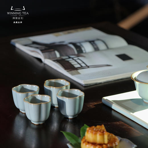 问鼎汝瓷光风霁月套组（酌泉二才盖碗 天青韶容公杯 香故杯） 商品图3