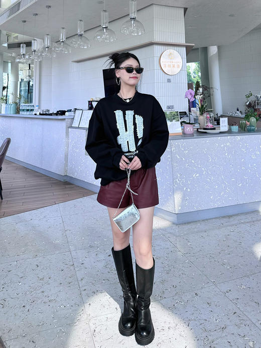 圆领印胶亮片字母卫衣长袖配包包 9521020039 商品图2