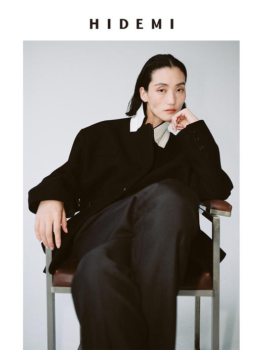 HIDEMI 【当当同款】极简大立体口袋设计感飞行员式领底呢手工式拼接宽肩大廓形绵羊毛厚款中短款毛呢西装大衣外套 商品图4