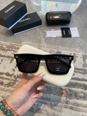 香家  墨镜 太阳眼镜 网红款 型号CH7337小红书推荐大框太阳镜尺寸：62口15-145 造型神器  上脸效果无敌 小脸小姐姐选它没错