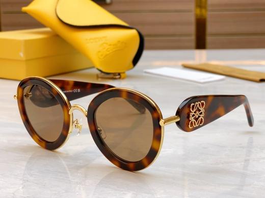 罗*威新款墨镜太阳镜，MODEL：LW40130U，SIZE：47口17-145 商品图2