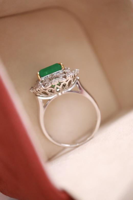 3.31ct 祖母绿戒指 商品图8