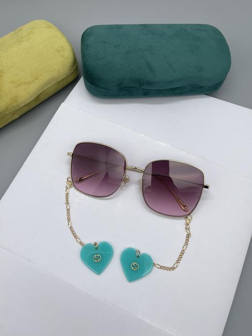 G家 眼镜框 新款齐色[玫瑰] 倪妮项偞婧广告款 潮流太阳镜大框搭配吊坠一对非常漂亮的女神范 个性十足的一款时尚太阳眼镜墨镜 型号 GG1030SK 商品图7