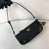 P家 腋下包 尼龙亮皮单肩 商品缩略图1