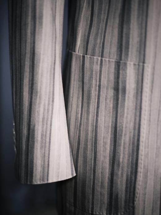 Vitale Barberis Canonico 澳洲美丽诺羊毛水墨灰宽条纹全麻衬单西 商品图4