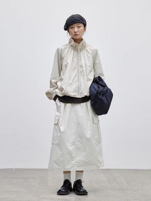 步履不停/4C23110C/户外小立领拉链花苞女生感短外套 商品图1