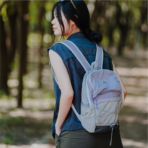 野营系列轻便双肩包 商品图0