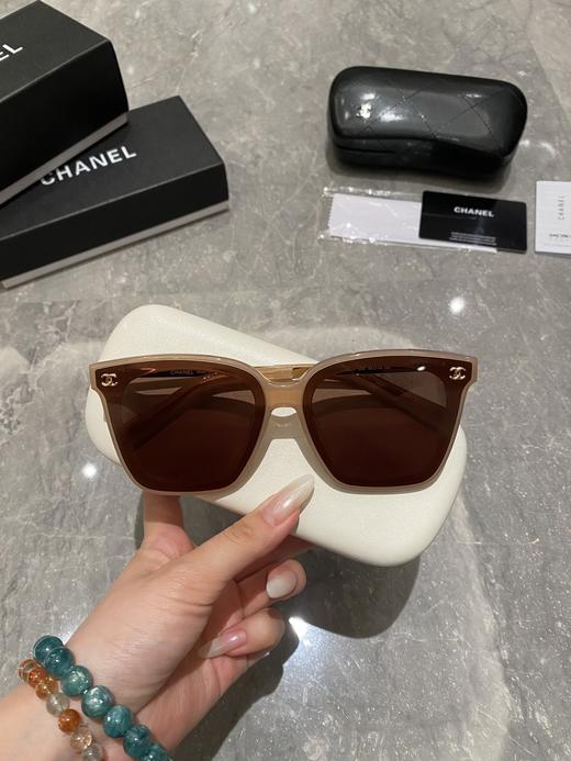 香家 型号CH7288 方形大框太阳眼镜 简洁大气 加入小香经典元素 时尚气质过目难忘 尺寸：65口14-145?小红书特推墨镜 商品图5