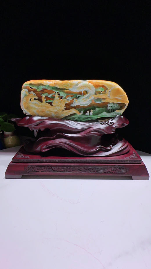 620265翡翠摆件【龙凤呈祥 神龙护主】 商品图2