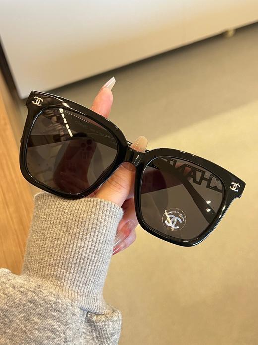 香家  太阳眼镜 网红款太阳镜 型号CH7336小红书推荐大框方形墨镜尺寸：65口20-145 造型神器  上脸效果无敌 商品图1