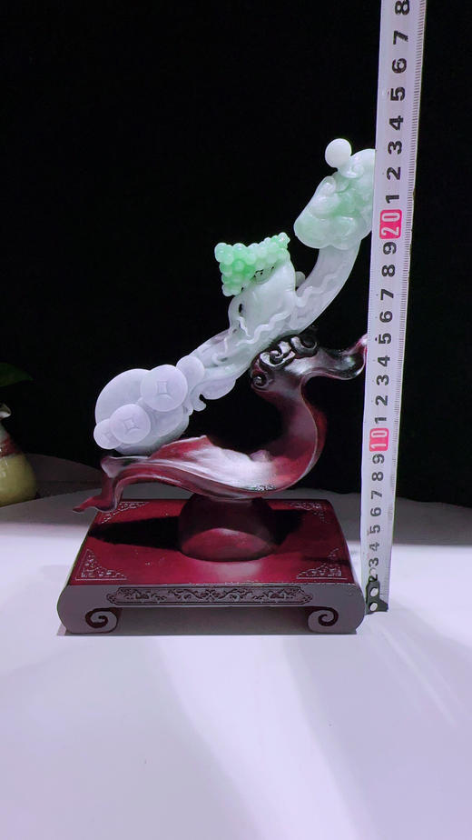 620270翡翠摆件【如意】 商品图1