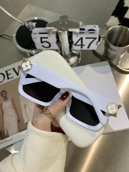 驴家MODEL：Z1490 太阳眼镜 高端板材太阳眼镜SIZE：56口19-145男女士方形墨镜 商品图3