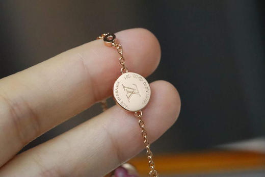 驴家粉贝母四花手链 商品图4