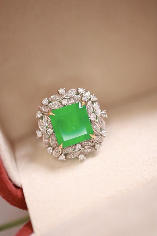 3.31ct 祖母绿戒指 商品图3
