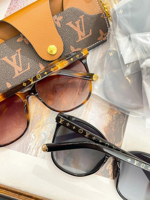 驴家 墨镜太阳镜 LOUIS VUITTON???MODEL：Z1657w??? SIZE：57口16-145 商品图9