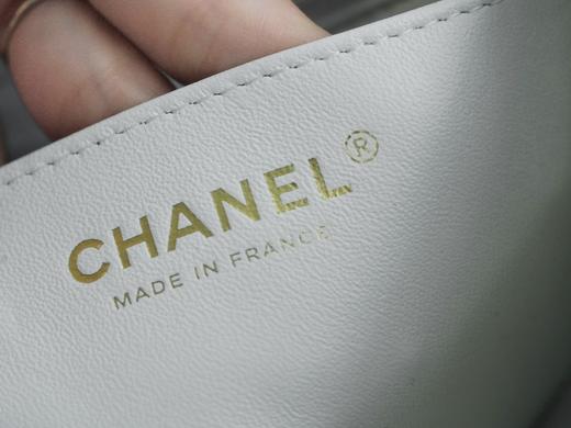 香奶奶23c 早春度假系列  方胖子 正品皮 白色 商品图6