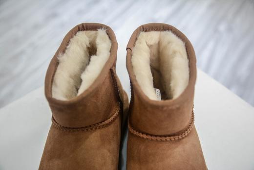UGG 官方经典款秋冬羊皮毛一体雪地靴 商品图7