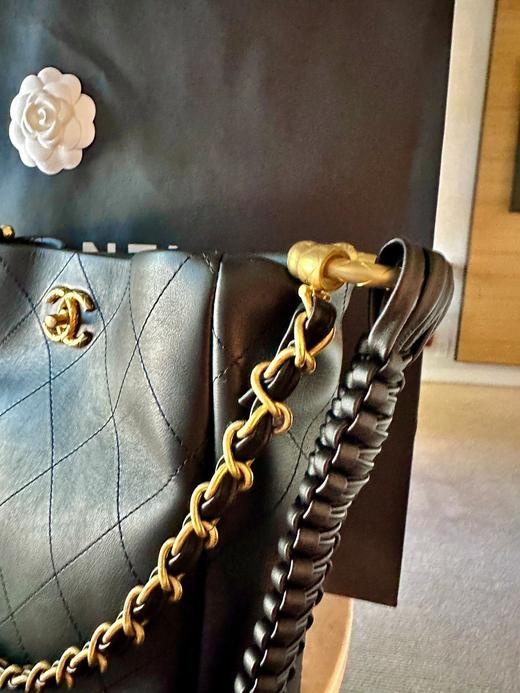 香奶奶  23新季嬉皮水桶包 商品图6